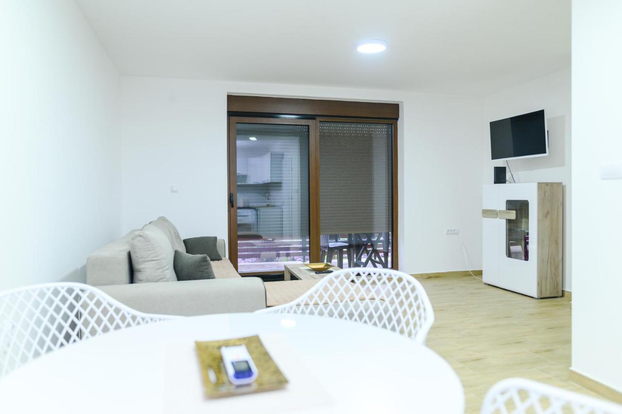 Apartman Dina Soko Banja Exterior foto